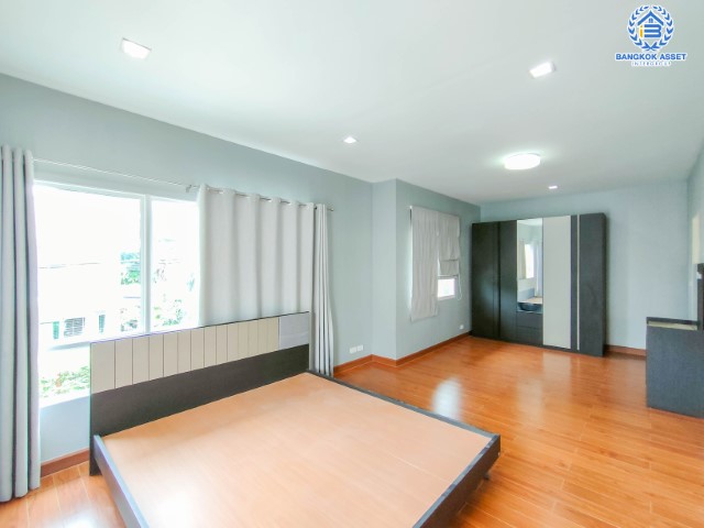 *****บ้านเดี่ยวมือสองย่านนนทบุรี ม.เพอร์เฟคเพลส3 ราชพฤกษ์ หลังมุม เนื้อที่กว้างเกือบ 56 ตร.ว. ฟังก์ชัน 3 ห้องนอน 3 ห้องน้ำ ที่จอดรถ 2 คัน บ้านสวย สไตล์โมเดิร์น ตกแต่งใหม่พร้อมเข้าอยู่ บนทำเลแห่งการเดินทาง ใกล้รถไฟฟ้าสายสีม่วง "สถานีบางรักน้อยท่าอิฐ" และทางด่วน "ศรีรัช" จองเลย!!